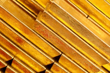 سكان أي مدينة يتجولون على خزائن الذهب؟