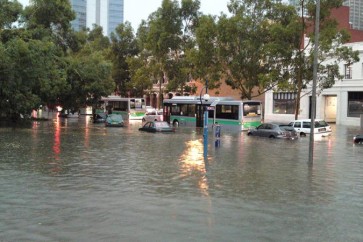 الفيضانات جراء العواصف التي تضرب استراليا
