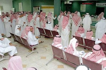 ثمانية سعوديين وسعوديات يغيرون أسماءهم يومياً!