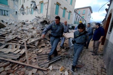 زلزال إيطاليا أخرج معمرة (101 عام) من قريتها للمرة الأولى في حياتها