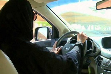 الأمير طلال بن عبد العزيز يتوقع السماح للمرأة السعودية بقيادة السيارة الشهر المقبل
