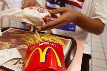 أمريكية تسعينية تعمل بسلسلة ماكدونالز لمدة 44 عاماً وتتعهد بالاستمرار
