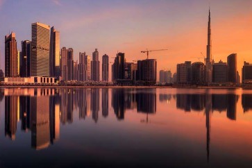 خبراء يتوقعون ان يؤدي رفع الفائدة الأمريكية إلى تأثيرات سلبية على اقتصادات دول الخليج