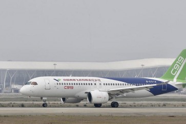 كشفت الصين عن طائرتها السياحية الأولى، C919، في مدينة شنغهاي