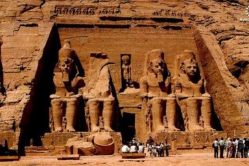 اكتشاف 8 مومياوات في مقبرة فرعونية قرب الاقصر