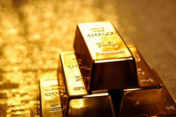 الذهب ينخفض قبيل اجتماع المركزي الأوروبي