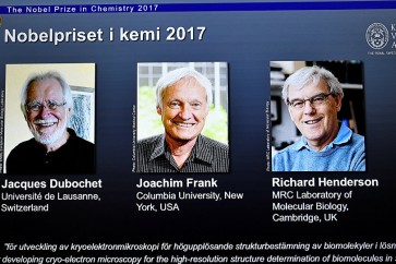 3 علماء يحصلون على نوبل للكيمياء...بسبب "المجهر الإلكتروني"