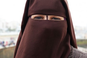 الدنمارك تبدأ بتطبيق حظر ارتداء النقاب في الأماكن العامة
