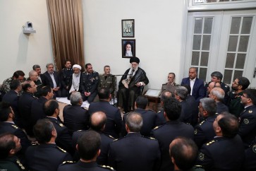 الامام الخامئني_02