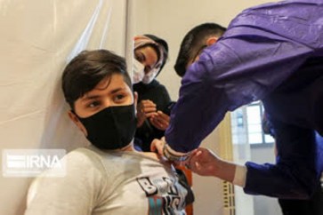 حملة تطعيم في ايران ضد الكورونا