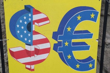 الدولار واليورو