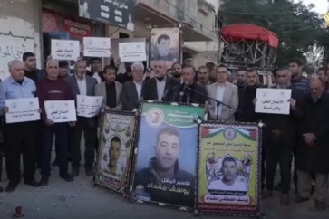الاسير يوسف مقداد معتقل منذ اكثر من 20 عاماً ترفض ادارة سجون الاحتلال الاسرائيلي السماح لأسرته بزيارته رغم احتياجه لعملية قلب مفتوح