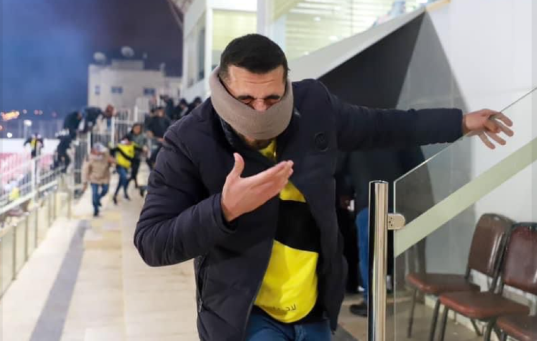 بالفيديو والصور إصابات بالاختناق جراء اعتداء قوات الاحتلال على ملعب بالقدس