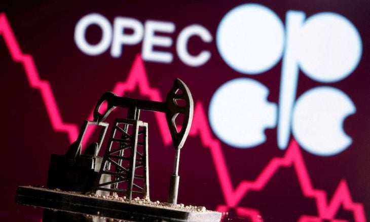 النفط يتراجع عند الإغلاق مع تبديد مخاوف اقتصادية أثر خفض الإنتاج السعودي