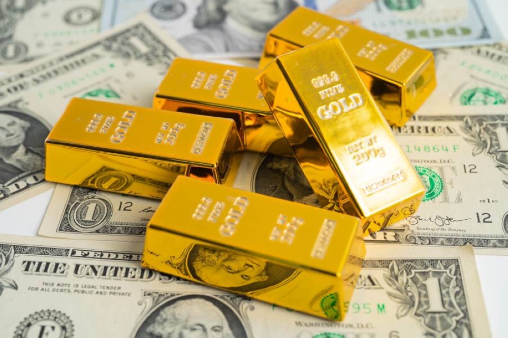 أسعار الذهب تتراجع 40 دولاراً للأوقية في تعاملات آسيا
