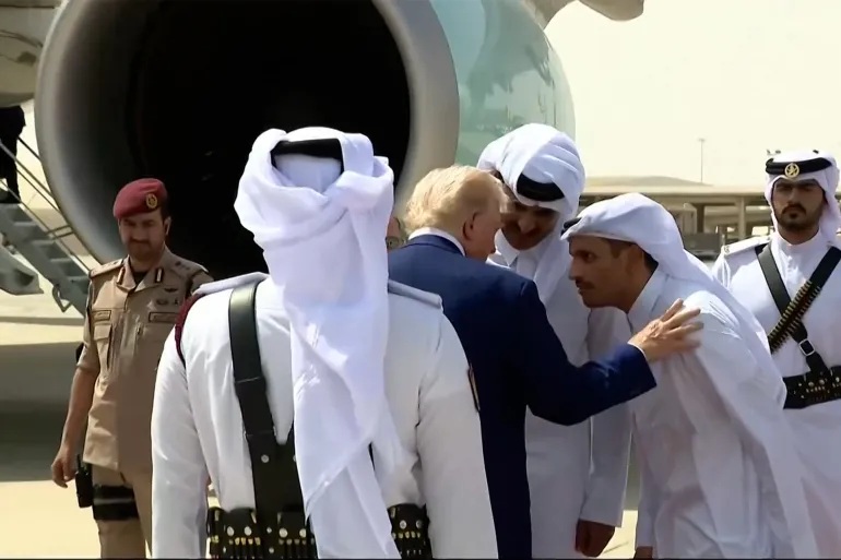 ترامب يختتم زيارته للدوحة… صفقات جديدة “اتفاق نووي محتمل” مع ايران وعودة الترويج لمسلسل تهجير الغزيين