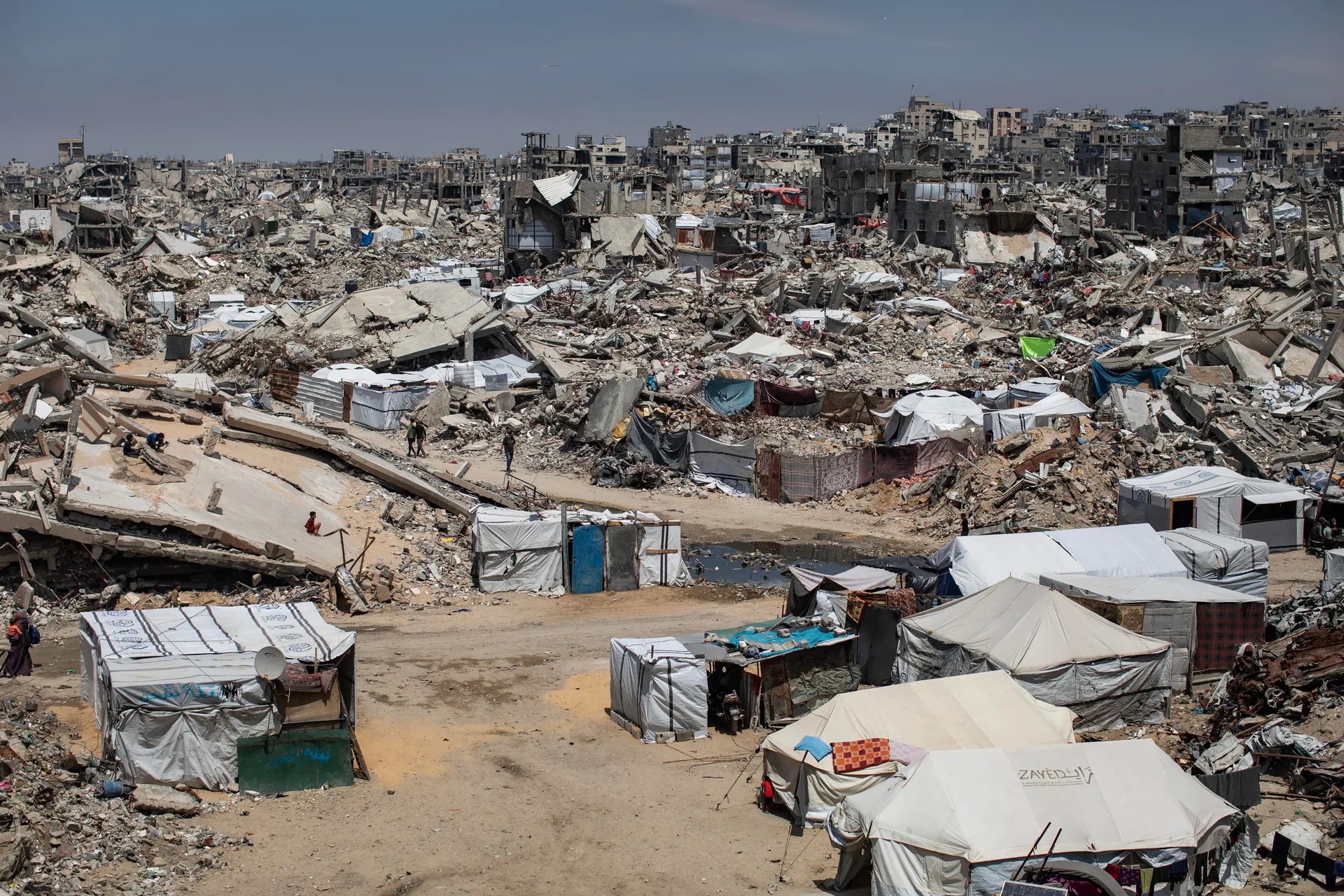 50 شهيدًا على الأقل في مجازر إسرائيلية جديدة بمخيم جباليا شمال قطاع غزة